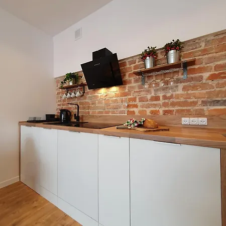 Nowa Huta - Here Apartmán